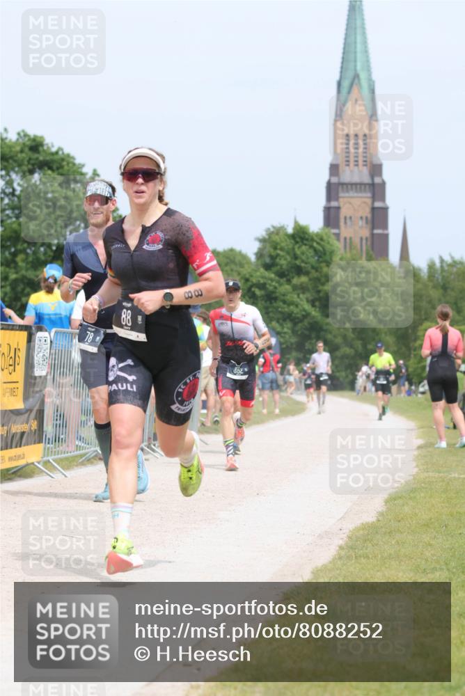 22.06.2025 - Viking Triathlon H.Heesch http://msf.ph/oto/8088252 22.06.2025 14:56:21 Laufen 78, 88, 267, 352 meine-sportfotos.de