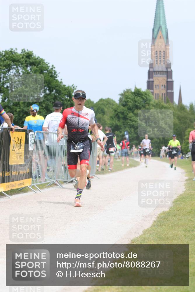 22.06.2025 - Viking Triathlon H.Heesch http://msf.ph/oto/8088267 22.06.2025 14:56:23 Laufen 78, 88, 267, 352 meine-sportfotos.de