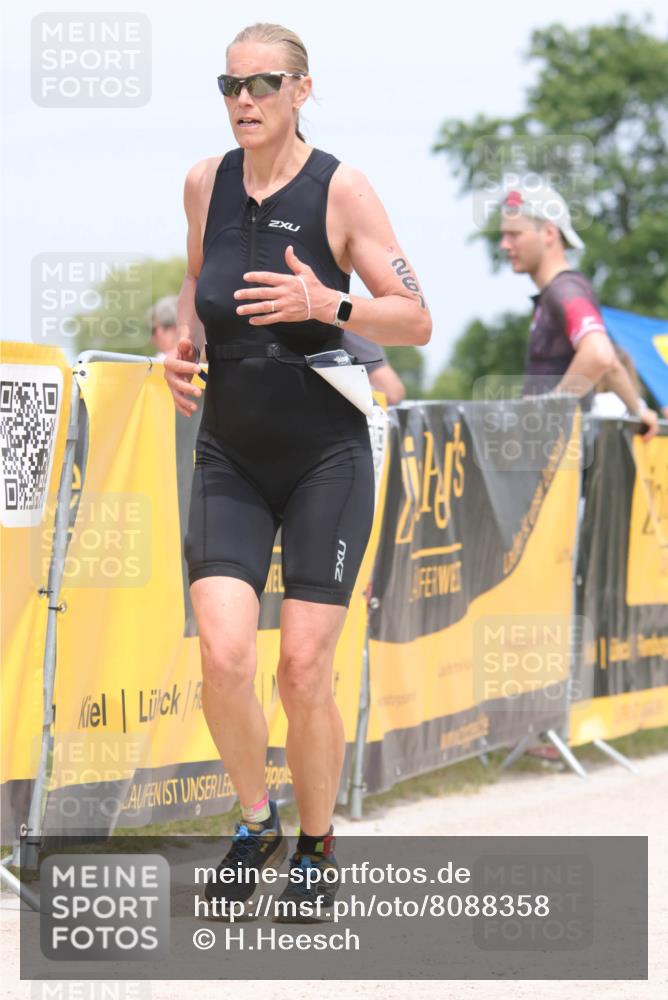 22.06.2025 - Viking Triathlon H.Heesch http://msf.ph/oto/8088358 22.06.2025 14:56:26 Laufen 78, 267, 352 meine-sportfotos.de