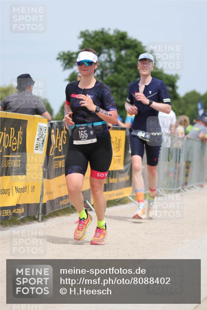22.06.2025 - Viking Triathlon H.Heesch http://msf.ph/oto/8088402 22.06.2025 14:56:50 Laufen 165, 194, 201, 244 meine-sportfotos.de