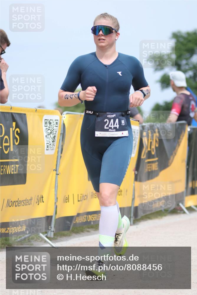 22.06.2025 - Viking Triathlon H.Heesch http://msf.ph/oto/8088456 22.06.2025 14:56:56 Laufen 194, 244 meine-sportfotos.de