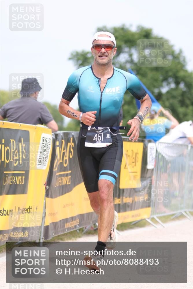 22.06.2025 - Viking Triathlon H.Heesch http://msf.ph/oto/8088493 22.06.2025 14:57:09 Laufen 451 meine-sportfotos.de