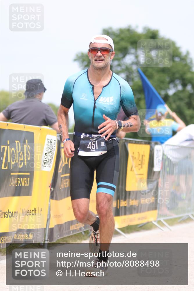 22.06.2025 - Viking Triathlon H.Heesch http://msf.ph/oto/8088498 22.06.2025 14:57:09 Laufen 451 meine-sportfotos.de