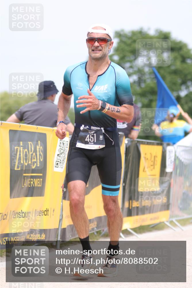 22.06.2025 - Viking Triathlon H.Heesch http://msf.ph/oto/8088502 22.06.2025 14:57:09 Laufen 451 meine-sportfotos.de