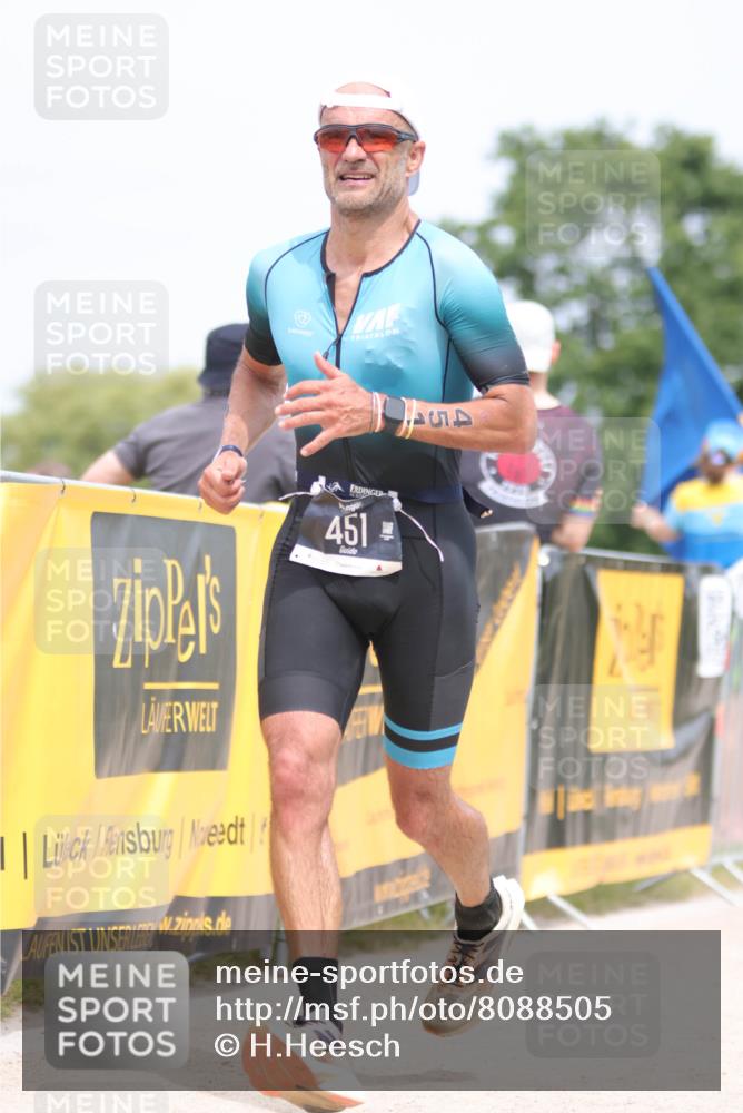 22.06.2025 - Viking Triathlon H.Heesch http://msf.ph/oto/8088505 22.06.2025 14:57:09 Laufen 451 meine-sportfotos.de