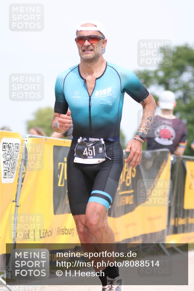 22.06.2025 - Viking Triathlon H.Heesch http://msf.ph/oto/8088514 22.06.2025 14:57:09 Laufen 451 meine-sportfotos.de