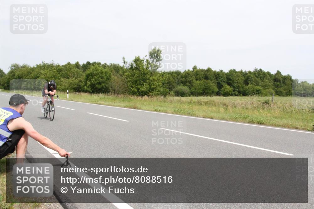 22.06.2025 - Viking Triathlon Yannick Fuchs http://msf.ph/oto/8088516 22.06.2025 13:22:48 Radfahren 285, 627 meine-sportfotos.de