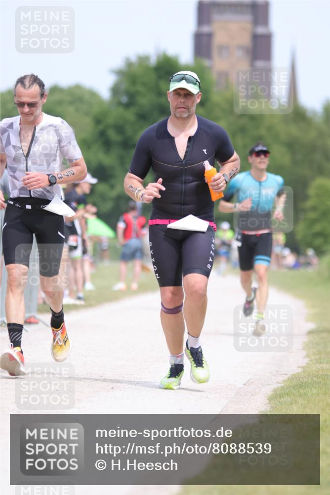 22.06.2025 - Viking Triathlon H.Heesch http://msf.ph/oto/8088539 22.06.2025 14:57:19 Laufen 159, 273, 316 meine-sportfotos.de