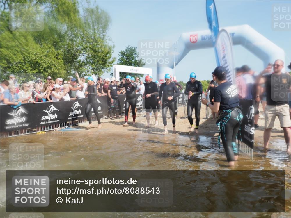 22.06.2025 - Viking Triathlon KatJ http://msf.ph/oto/8088543 22.06.2025 10:08:42 Schwimmen 71, 136, 166, 234, 241, 246, 303, 305, 319, 356, 357, 459, 470, 471, 656 meine-sportfotos.de
