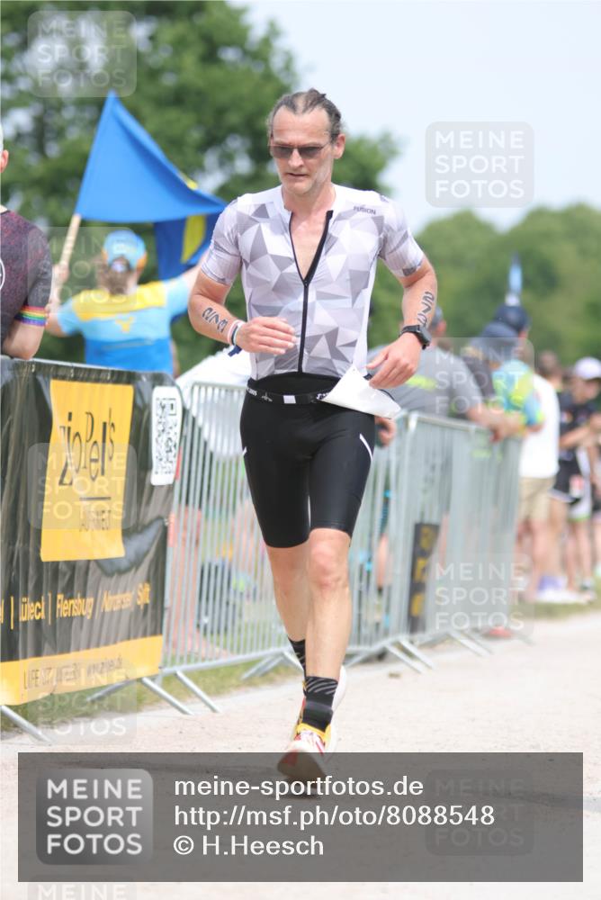 22.06.2025 - Viking Triathlon H.Heesch http://msf.ph/oto/8088548 22.06.2025 14:57:20 Laufen 159, 273, 316 meine-sportfotos.de