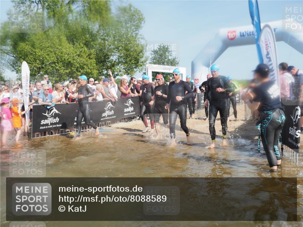 22.06.2025 - Viking Triathlon KatJ http://msf.ph/oto/8088589 22.06.2025 10:08:43 Schwimmen 71, 136, 166, 234, 241, 246, 303, 305, 319, 356, 357, 459, 470, 471, 640, 656 meine-sportfotos.de