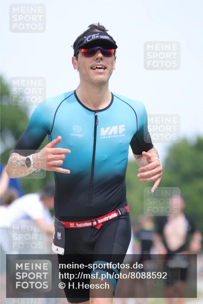 22.06.2025 - Viking Triathlon H.Heesch http://msf.ph/oto/8088592 22.06.2025 14:57:24 Laufen 93, 159, 273, 316 meine-sportfotos.de