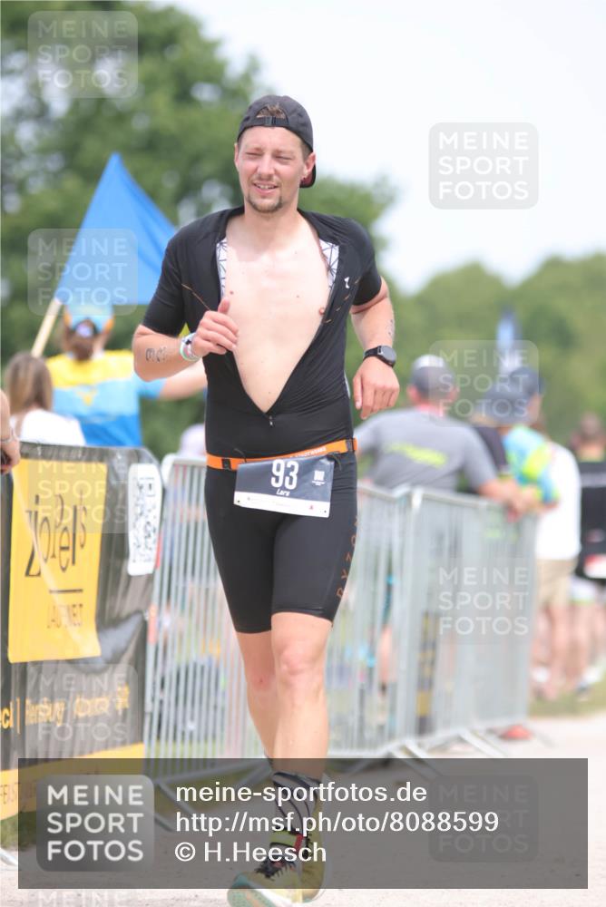 22.06.2025 - Viking Triathlon H.Heesch http://msf.ph/oto/8088599 22.06.2025 14:57:28 Laufen 53, 93, 149, 316 meine-sportfotos.de