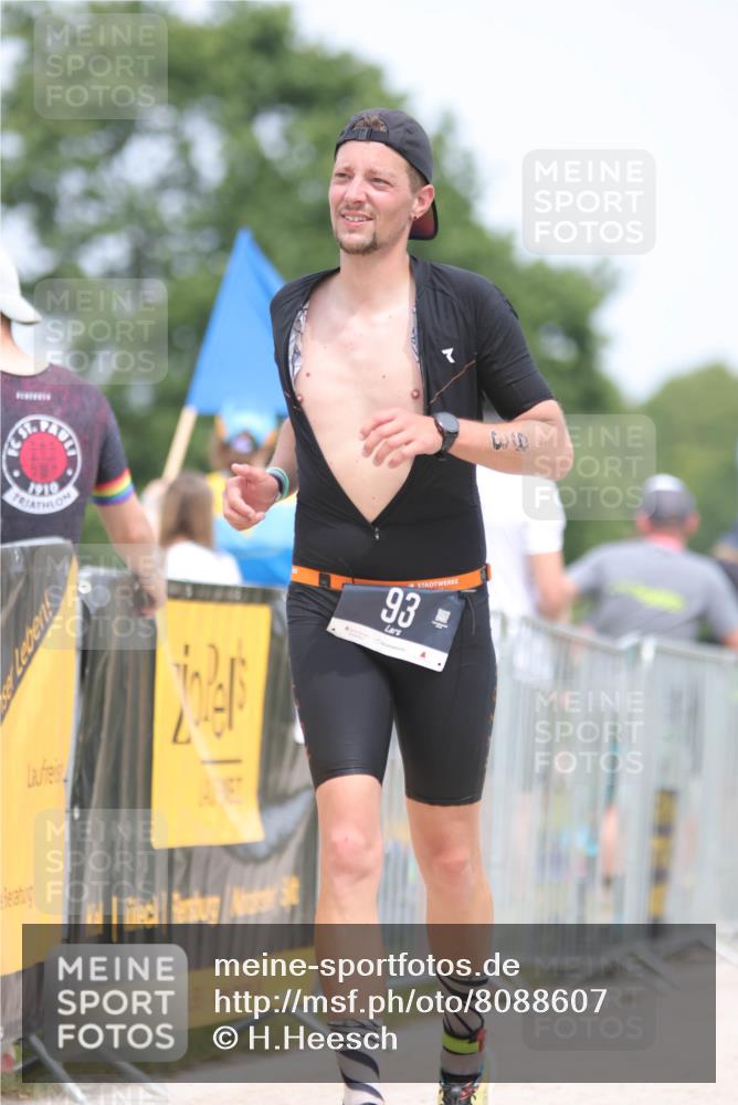 22.06.2025 - Viking Triathlon H.Heesch http://msf.ph/oto/8088607 22.06.2025 14:57:28 Laufen 53, 93, 149, 316 meine-sportfotos.de