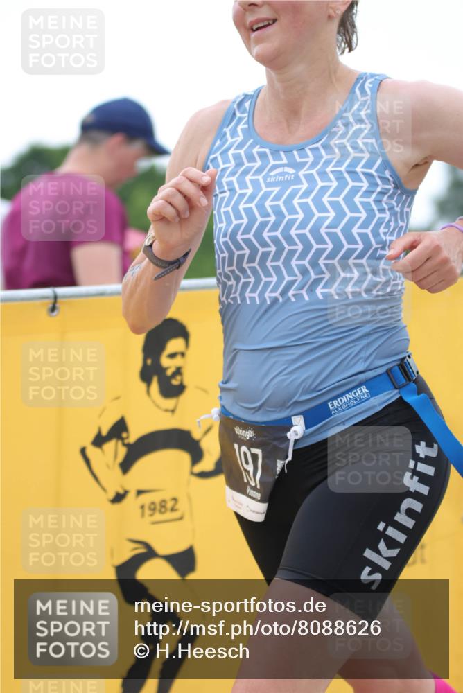 22.06.2025 - Viking Triathlon H.Heesch http://msf.ph/oto/8088626 22.06.2025 15:55:47 Laufen 197 meine-sportfotos.de