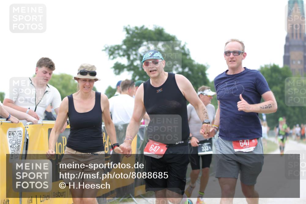 22.06.2025 - Viking Triathlon H.Heesch http://msf.ph/oto/8088685 22.06.2025 15:56:10 Laufen 199, 333, 647 meine-sportfotos.de