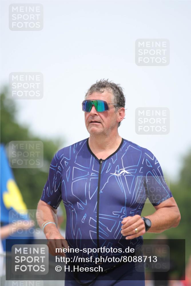 22.06.2025 - Viking Triathlon H.Heesch http://msf.ph/oto/8088713 22.06.2025 14:57:51 Laufen 71, 449, 634 meine-sportfotos.de