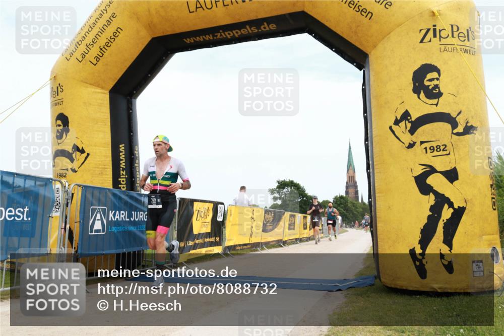 22.06.2025 - Viking Triathlon H.Heesch http://msf.ph/oto/8088732 22.06.2025 13:23:22 Laufen 289, 332 meine-sportfotos.de