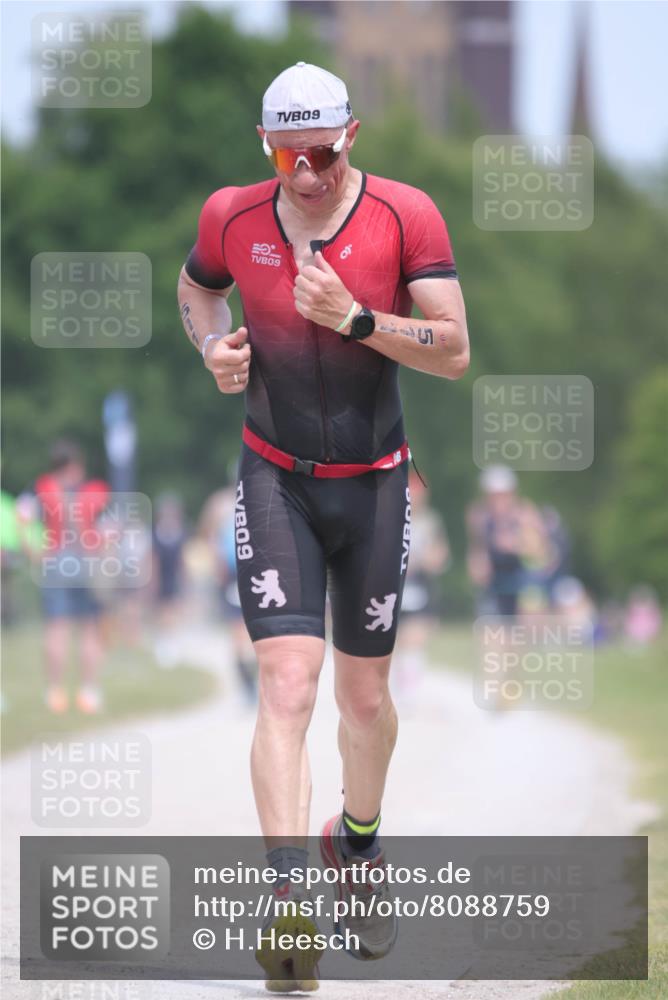 22.06.2025 - Viking Triathlon H.Heesch http://msf.ph/oto/8088759 22.06.2025 14:57:59 Laufen 480, 511 meine-sportfotos.de