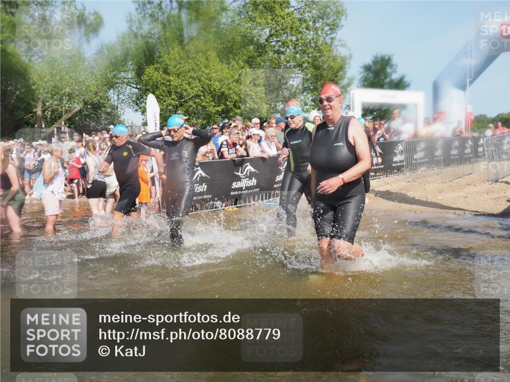 22.06.2025 - Viking Triathlon KatJ http://msf.ph/oto/8088779 22.06.2025 10:08:50 Schwimmen 160, 234, 241, 356, 359, 405, 471, 483, 634, 640, 656 meine-sportfotos.de
