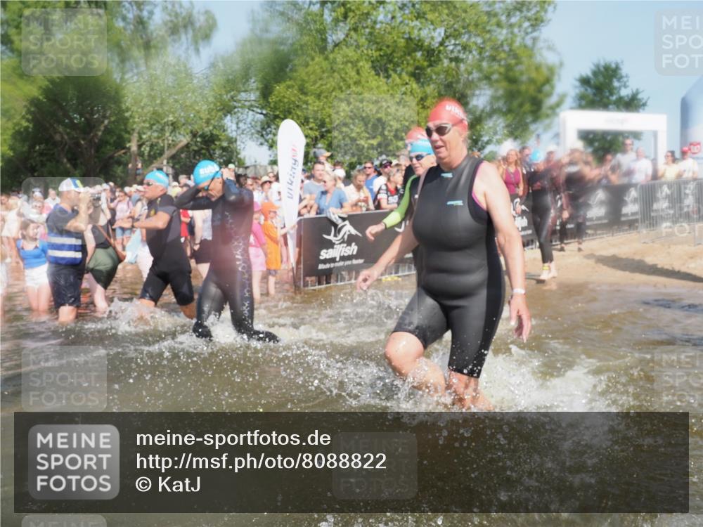 22.06.2025 - Viking Triathlon KatJ http://msf.ph/oto/8088822 22.06.2025 10:08:51 Schwimmen 160, 234, 241, 356, 359, 405, 471, 483, 634, 640, 656 meine-sportfotos.de