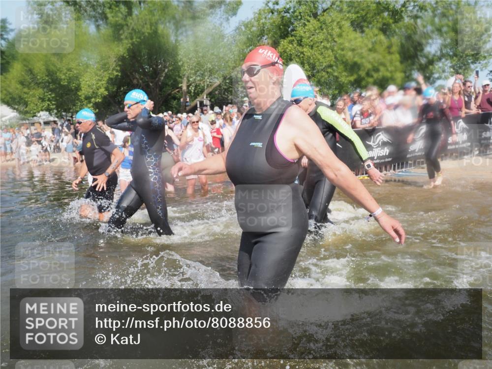 22.06.2025 - Viking Triathlon KatJ http://msf.ph/oto/8088856 22.06.2025 10:08:52 Schwimmen 160, 234, 241, 356, 359, 405, 471, 483, 634, 640, 656 meine-sportfotos.de