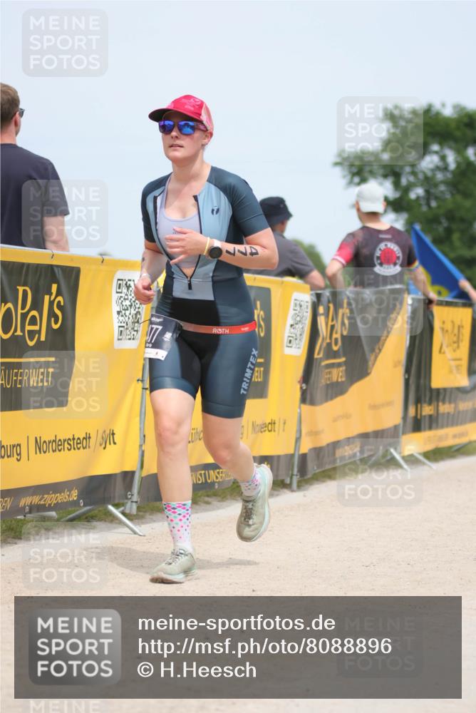 22.06.2025 - Viking Triathlon H.Heesch http://msf.ph/oto/8088896 22.06.2025 14:58:32 Laufen 233, 311, 471, 477, 508 meine-sportfotos.de
