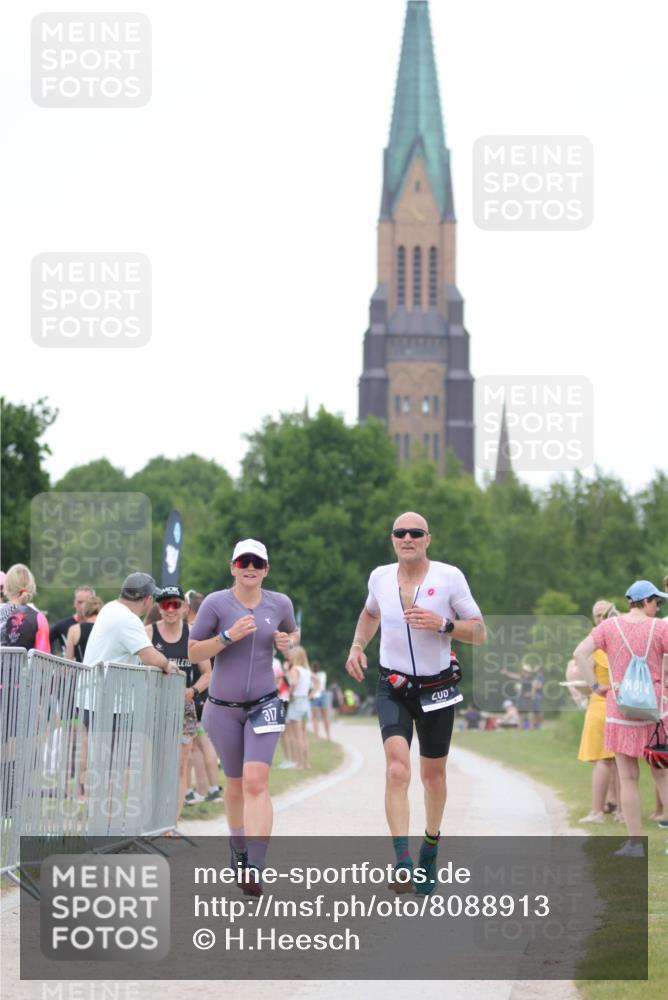 22.06.2025 - Viking Triathlon H.Heesch http://msf.ph/oto/8088913 22.06.2025 15:57:34 Laufen 205, 317 meine-sportfotos.de