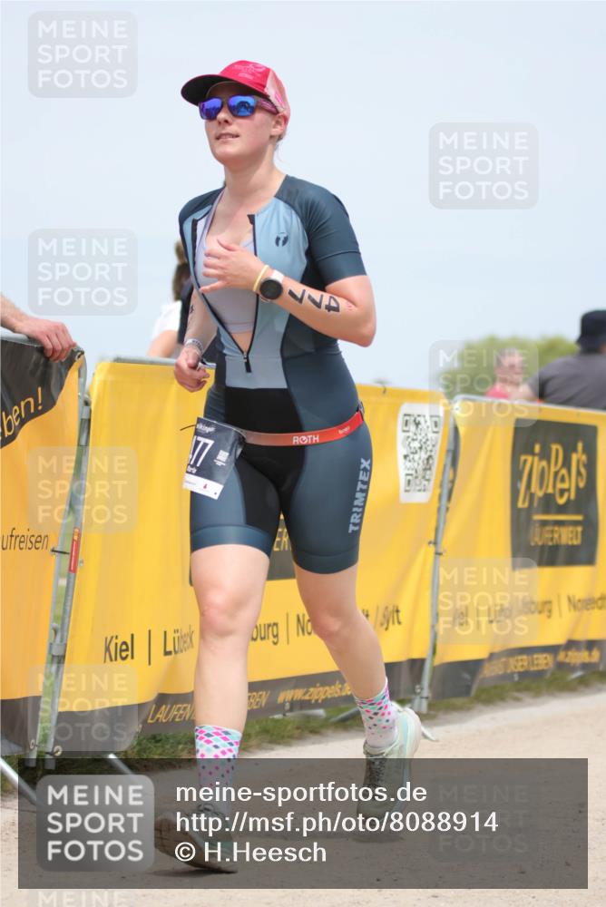 22.06.2025 - Viking Triathlon H.Heesch http://msf.ph/oto/8088914 22.06.2025 14:58:32 Laufen 233, 311, 471, 477, 508 meine-sportfotos.de