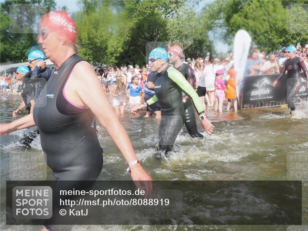 22.06.2025 - Viking Triathlon KatJ http://msf.ph/oto/8088919 22.06.2025 10:08:53 Schwimmen 160, 241, 356, 359, 405, 471, 483, 634, 640 meine-sportfotos.de