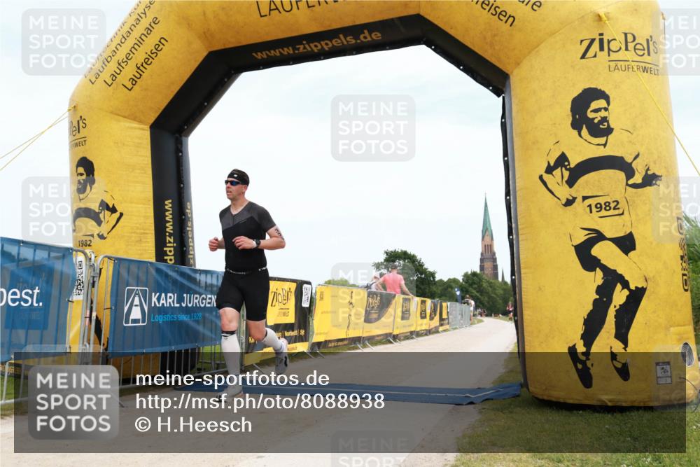 22.06.2025 - Viking Triathlon H.Heesch http://msf.ph/oto/8088938 22.06.2025 13:25:07 Laufen 61, 162, 306 meine-sportfotos.de