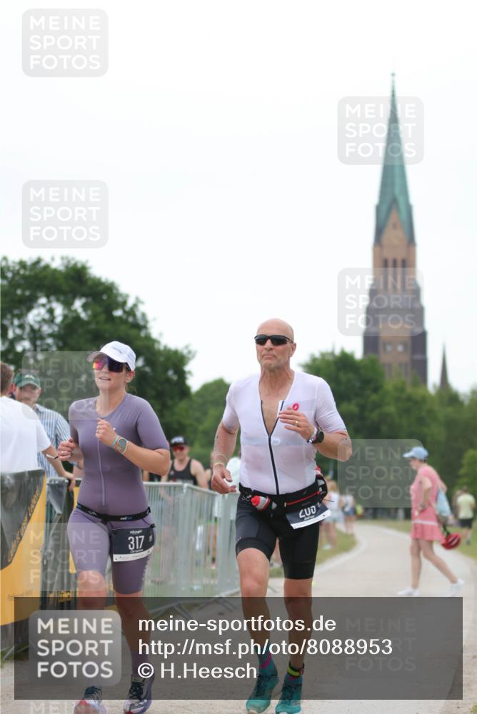 22.06.2025 - Viking Triathlon H.Heesch http://msf.ph/oto/8088953 22.06.2025 15:57:37 Laufen 205, 317 meine-sportfotos.de