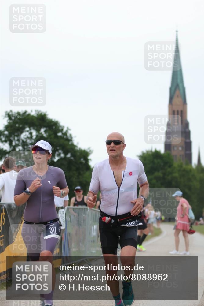 22.06.2025 - Viking Triathlon H.Heesch http://msf.ph/oto/8088962 22.06.2025 15:57:37 Laufen 205, 317 meine-sportfotos.de
