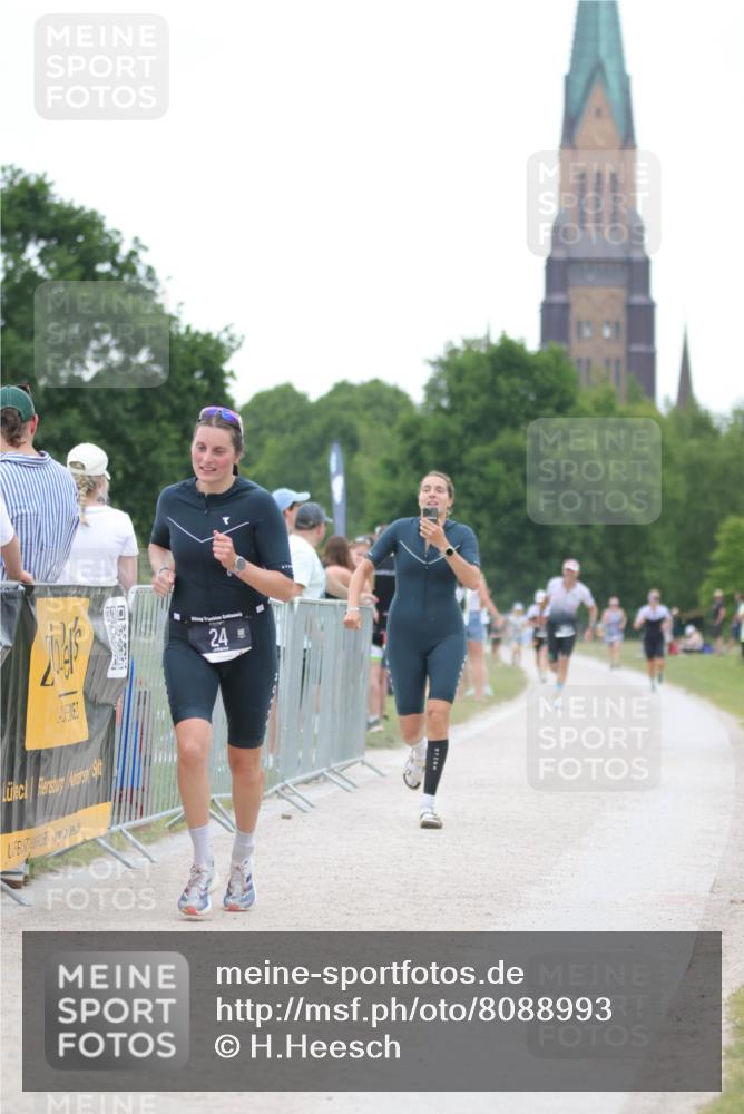 22.06.2025 - Viking Triathlon H.Heesch http://msf.ph/oto/8088993 22.06.2025 15:58:14 Laufen 24 meine-sportfotos.de