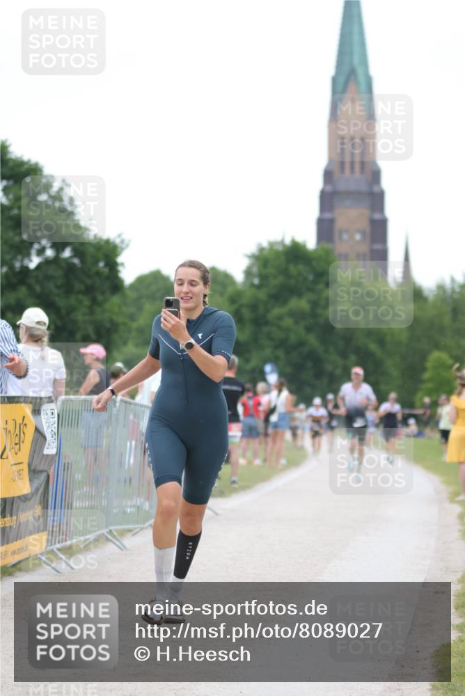 22.06.2025 - Viking Triathlon H.Heesch http://msf.ph/oto/8089027 22.06.2025 15:58:16 Laufen 24 meine-sportfotos.de