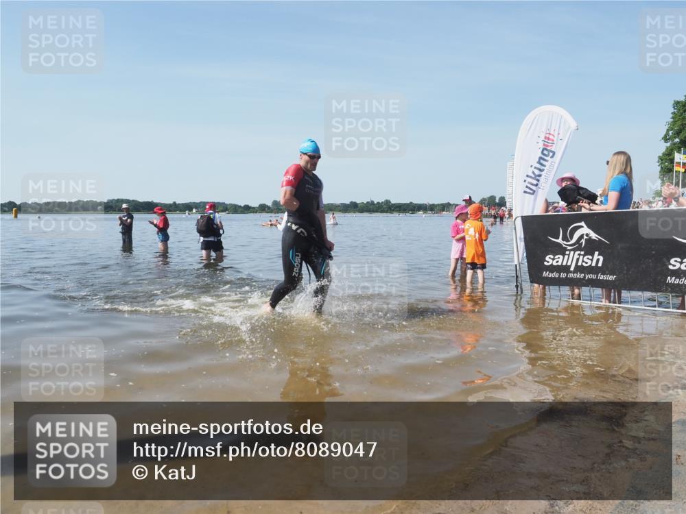 22.06.2025 - Viking Triathlon KatJ http://msf.ph/oto/8089047 22.06.2025 10:22:51 Schwimmen 100 meine-sportfotos.de