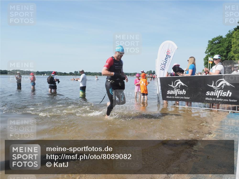 22.06.2025 - Viking Triathlon KatJ http://msf.ph/oto/8089082 22.06.2025 10:22:51 Schwimmen 100 meine-sportfotos.de