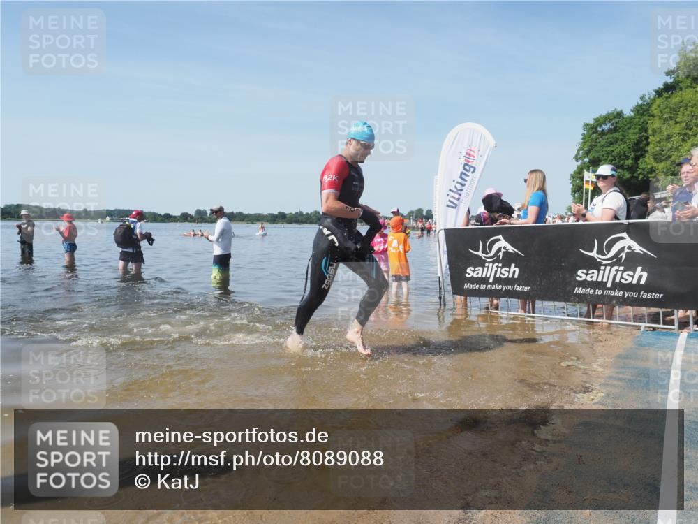 22.06.2025 - Viking Triathlon KatJ http://msf.ph/oto/8089088 22.06.2025 10:22:52 Schwimmen 100 meine-sportfotos.de