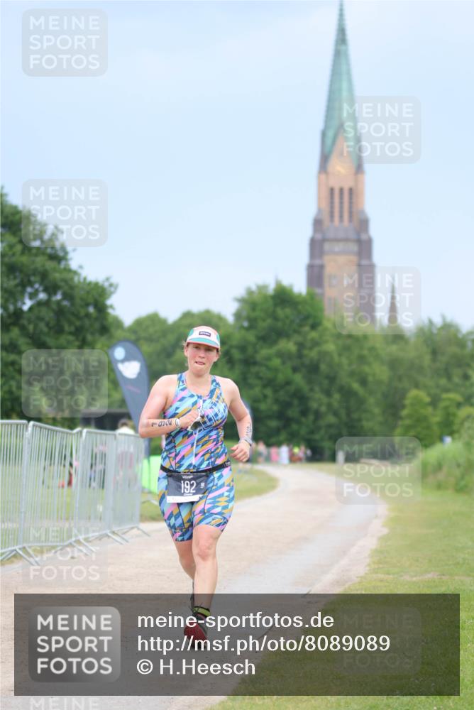 22.06.2025 - Viking Triathlon H.Heesch http://msf.ph/oto/8089089 22.06.2025 16:51:40 Laufen 192, 498 meine-sportfotos.de