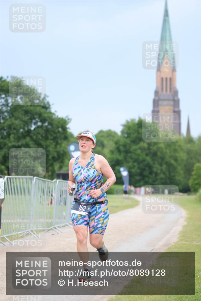 22.06.2025 - Viking Triathlon H.Heesch http://msf.ph/oto/8089128 22.06.2025 16:51:40 Laufen 192, 498 meine-sportfotos.de