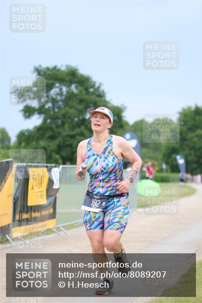 22.06.2025 - Viking Triathlon H.Heesch http://msf.ph/oto/8089207 22.06.2025 16:51:41 Laufen 192, 498 meine-sportfotos.de