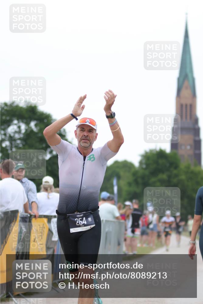 22.06.2025 - Viking Triathlon H.Heesch http://msf.ph/oto/8089213 22.06.2025 15:58:25 Laufen 18, 254 meine-sportfotos.de