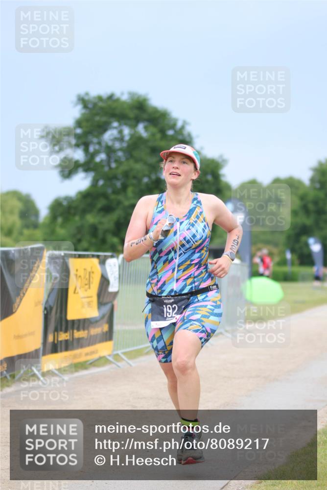 22.06.2025 - Viking Triathlon H.Heesch http://msf.ph/oto/8089217 22.06.2025 16:51:41 Laufen 192, 498 meine-sportfotos.de