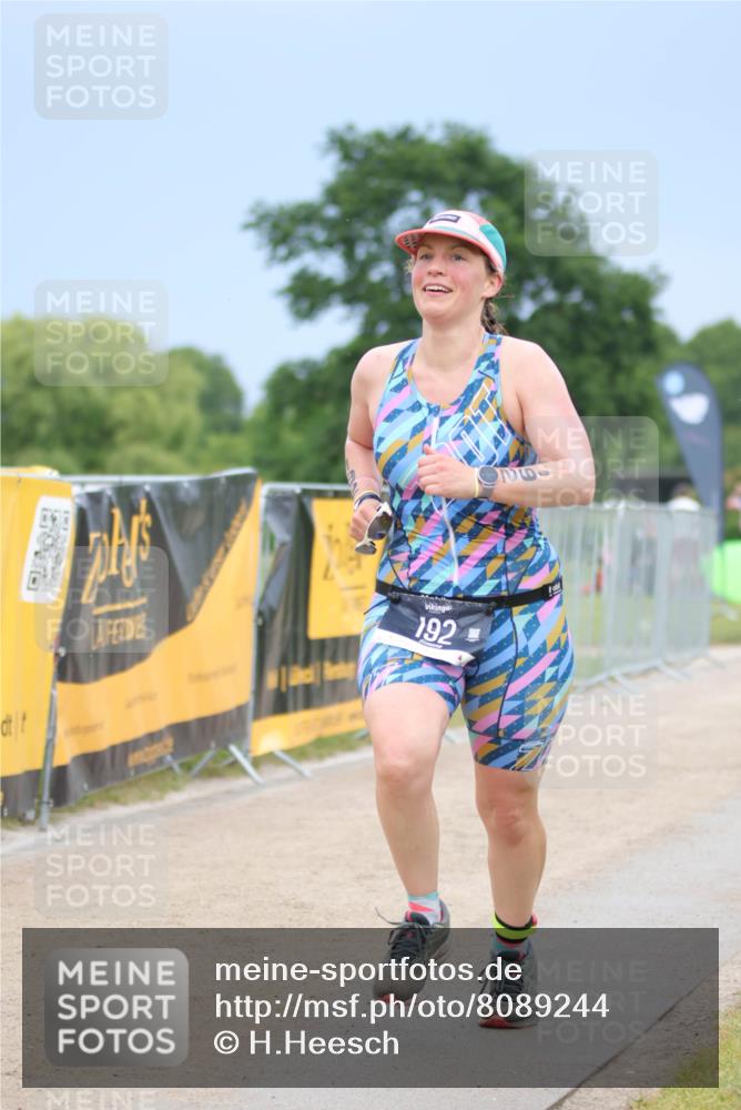 22.06.2025 - Viking Triathlon H.Heesch http://msf.ph/oto/8089244 22.06.2025 16:51:41 Laufen 192, 498 meine-sportfotos.de