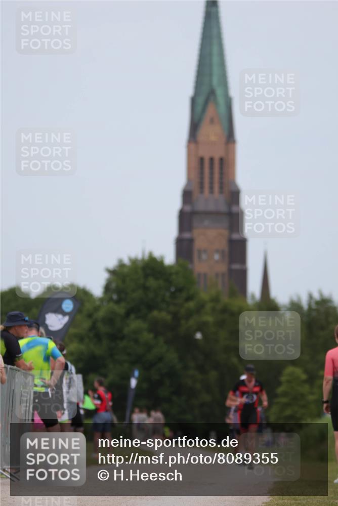 22.06.2025 - Viking Triathlon H.Heesch http://msf.ph/oto/8089355 22.06.2025 15:01:47 Laufen 282 meine-sportfotos.de