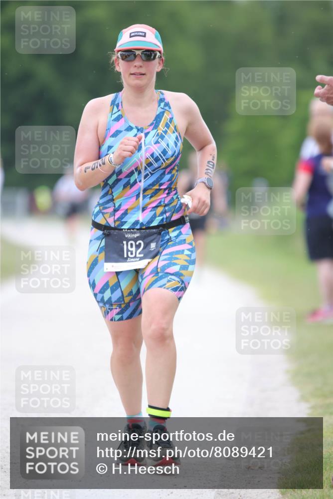 22.06.2025 - Viking Triathlon H.Heesch http://msf.ph/oto/8089421 22.06.2025 15:58:45 Laufen 77, 192, 461 meine-sportfotos.de