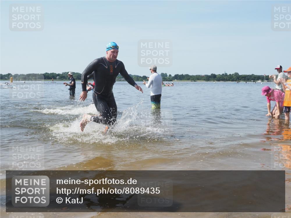 22.06.2025 - Viking Triathlon KatJ http://msf.ph/oto/8089435 22.06.2025 10:25:06 Schwimmen 4, 521 meine-sportfotos.de