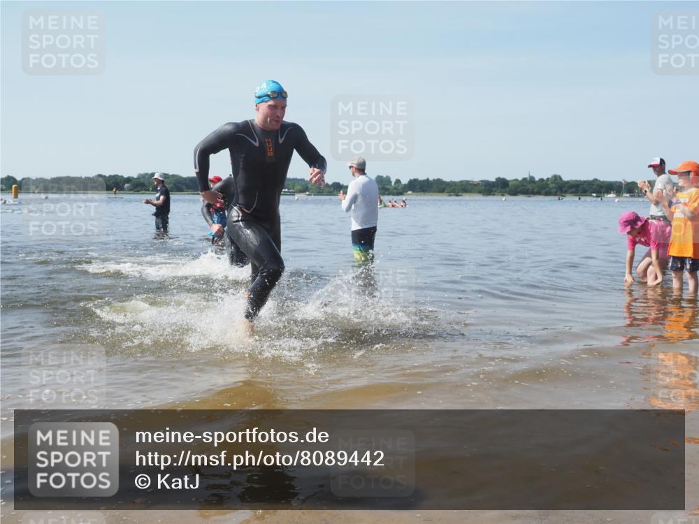 22.06.2025 - Viking Triathlon KatJ http://msf.ph/oto/8089442 22.06.2025 10:25:06 Schwimmen 4, 521 meine-sportfotos.de