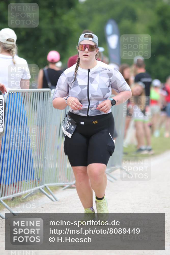 22.06.2025 - Viking Triathlon H.Heesch http://msf.ph/oto/8089449 22.06.2025 15:59:18 Laufen 236, 462 meine-sportfotos.de