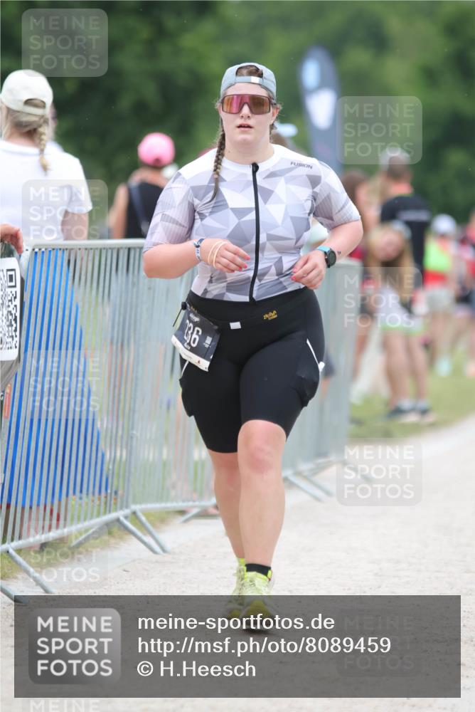22.06.2025 - Viking Triathlon H.Heesch http://msf.ph/oto/8089459 22.06.2025 15:59:18 Laufen 236, 462 meine-sportfotos.de